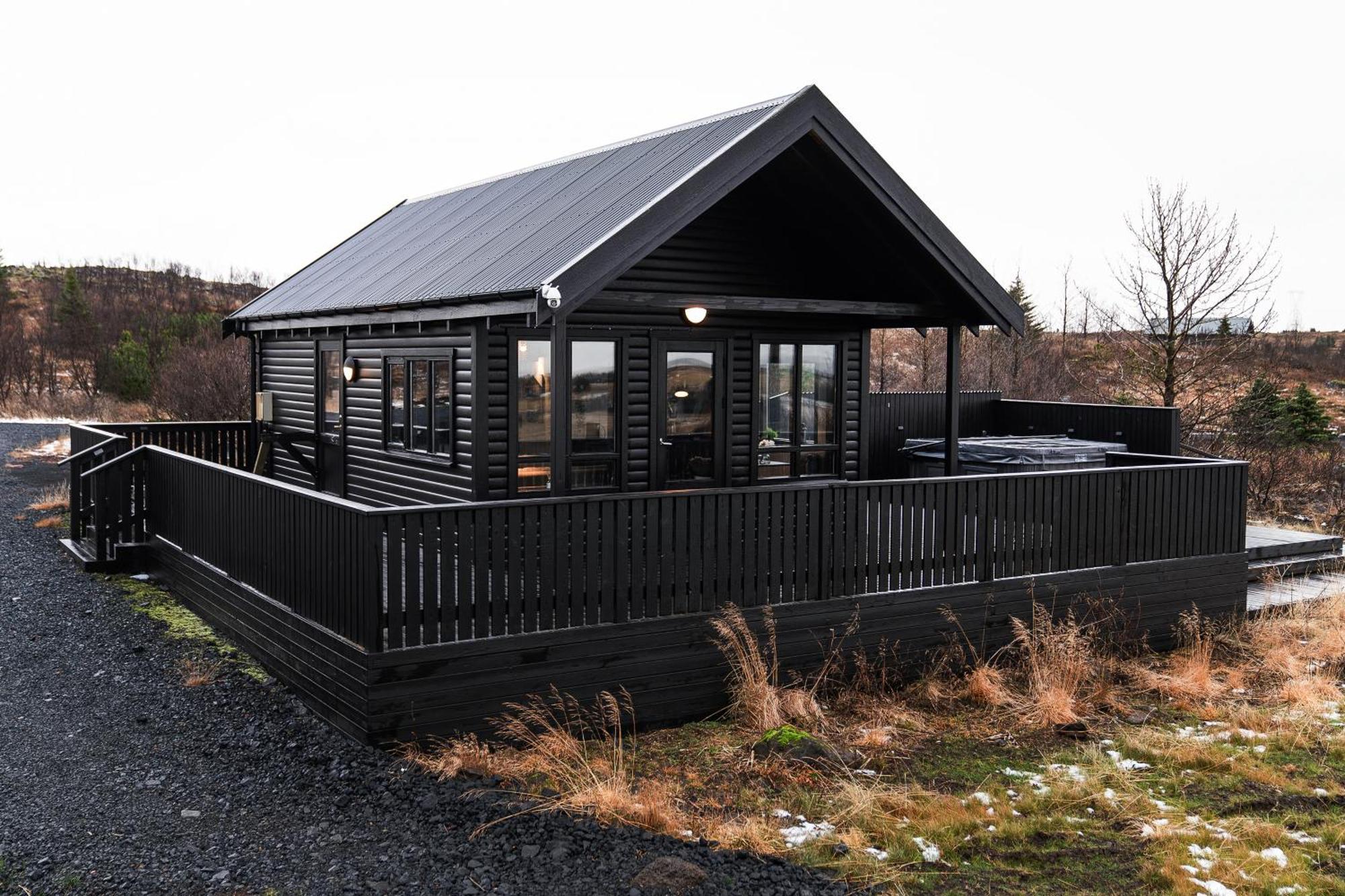 Cozy Cabin Near Golden Circle With Panoramic Views มอสเฟลสแบร์ ภายนอก รูปภาพ