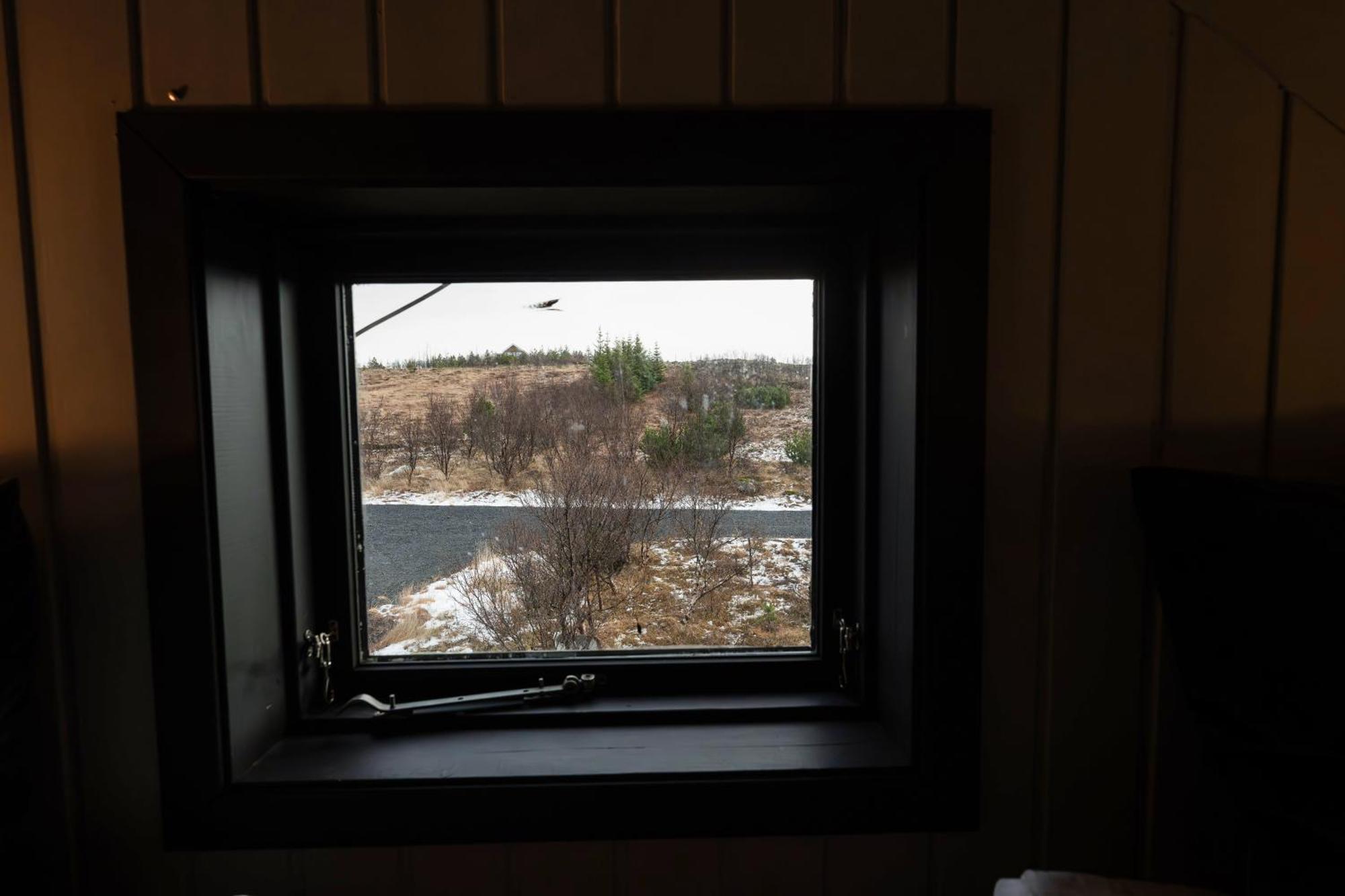 Cozy Cabin Near Golden Circle With Panoramic Views มอสเฟลสแบร์ ภายนอก รูปภาพ
