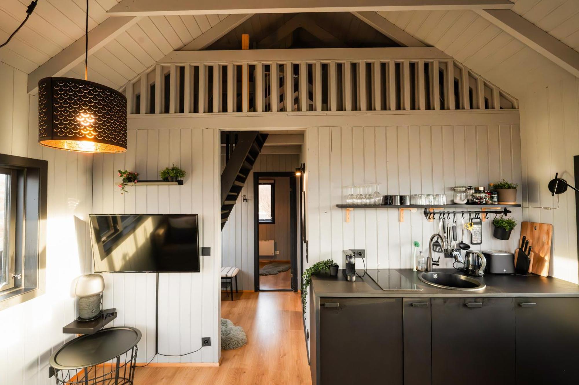 Cozy Cabin Near Golden Circle With Panoramic Views มอสเฟลสแบร์ ภายนอก รูปภาพ